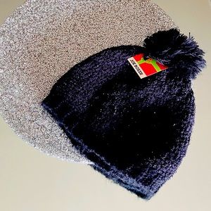 NEW w/Tags Black Sparkle Hat w/ Pom
